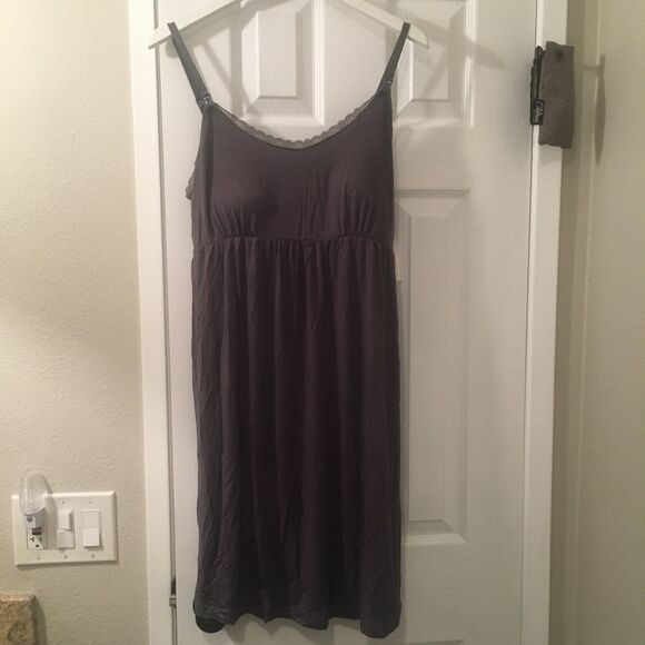 🆕 Maternity Nursing Nightgown Size Large Gray Shelf bra Lightly‎ padded - Picture 2 of 4